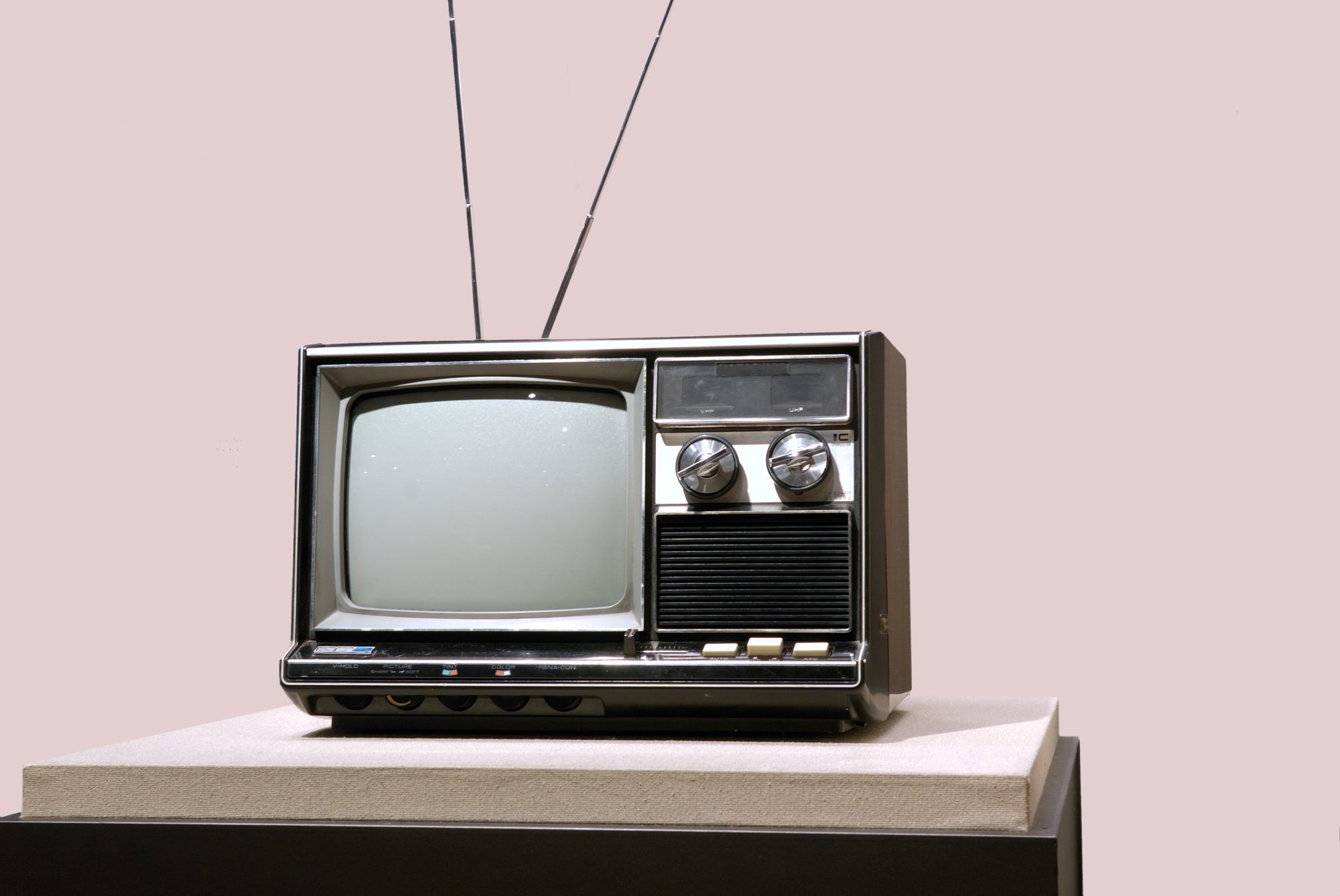 ブラウン管テレビの正しい処分方法は？捨て方と注意点を詳しく解説！