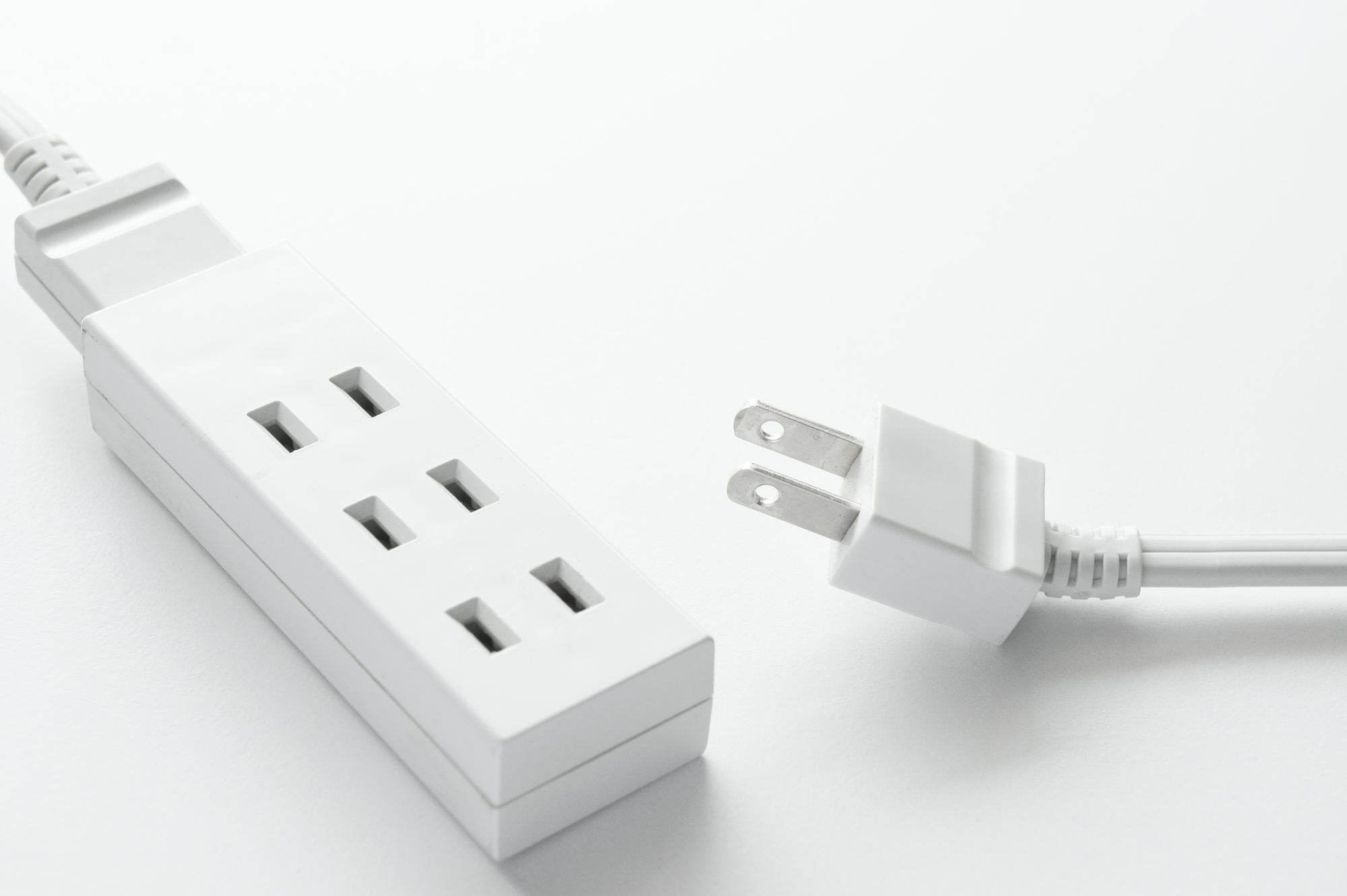 延長コード・ケーブルはどう処分する？安全な捨て方を解説！