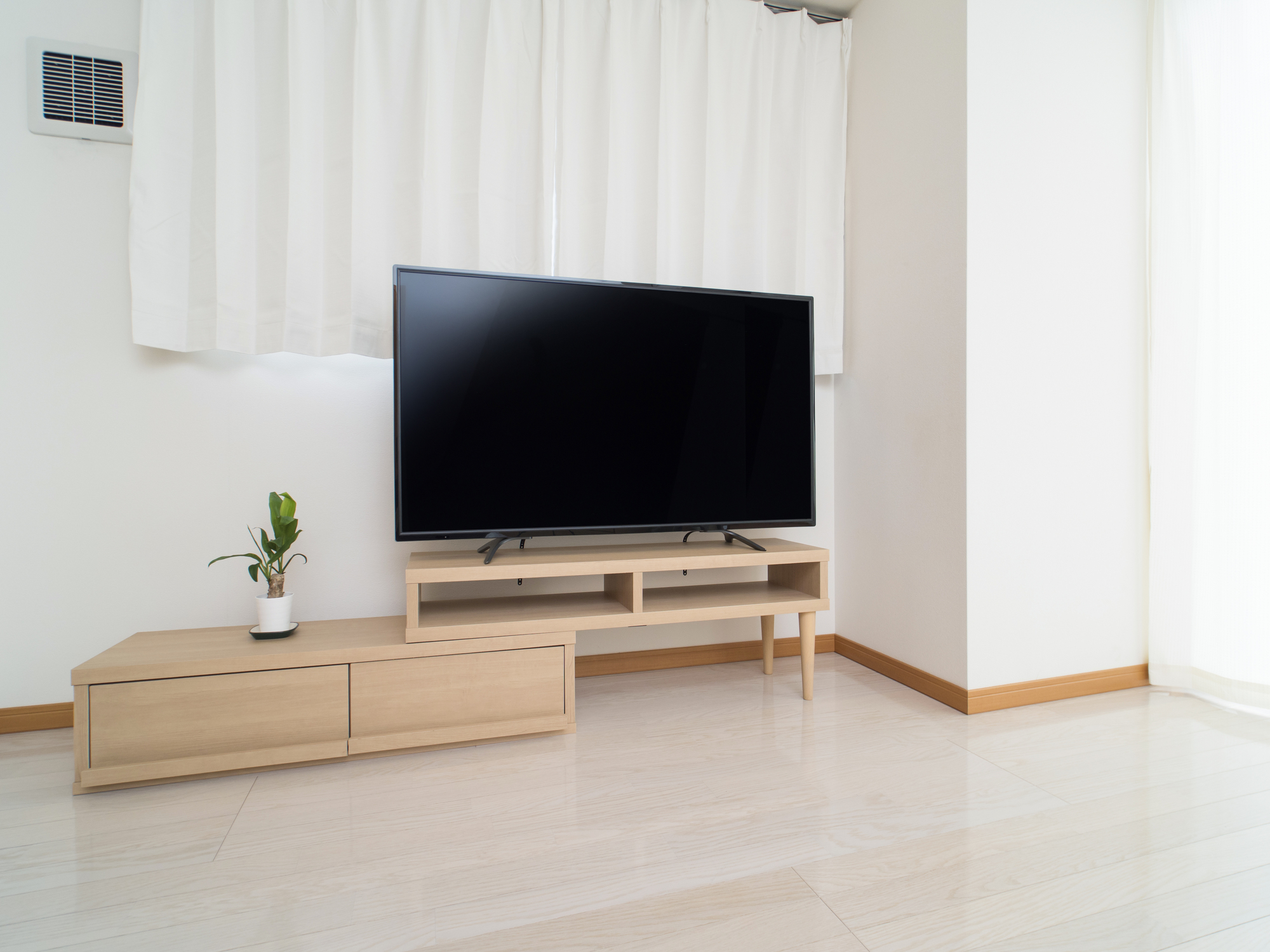 テレビ台の処分方法を徹底解説!費用相場と正しい捨て方